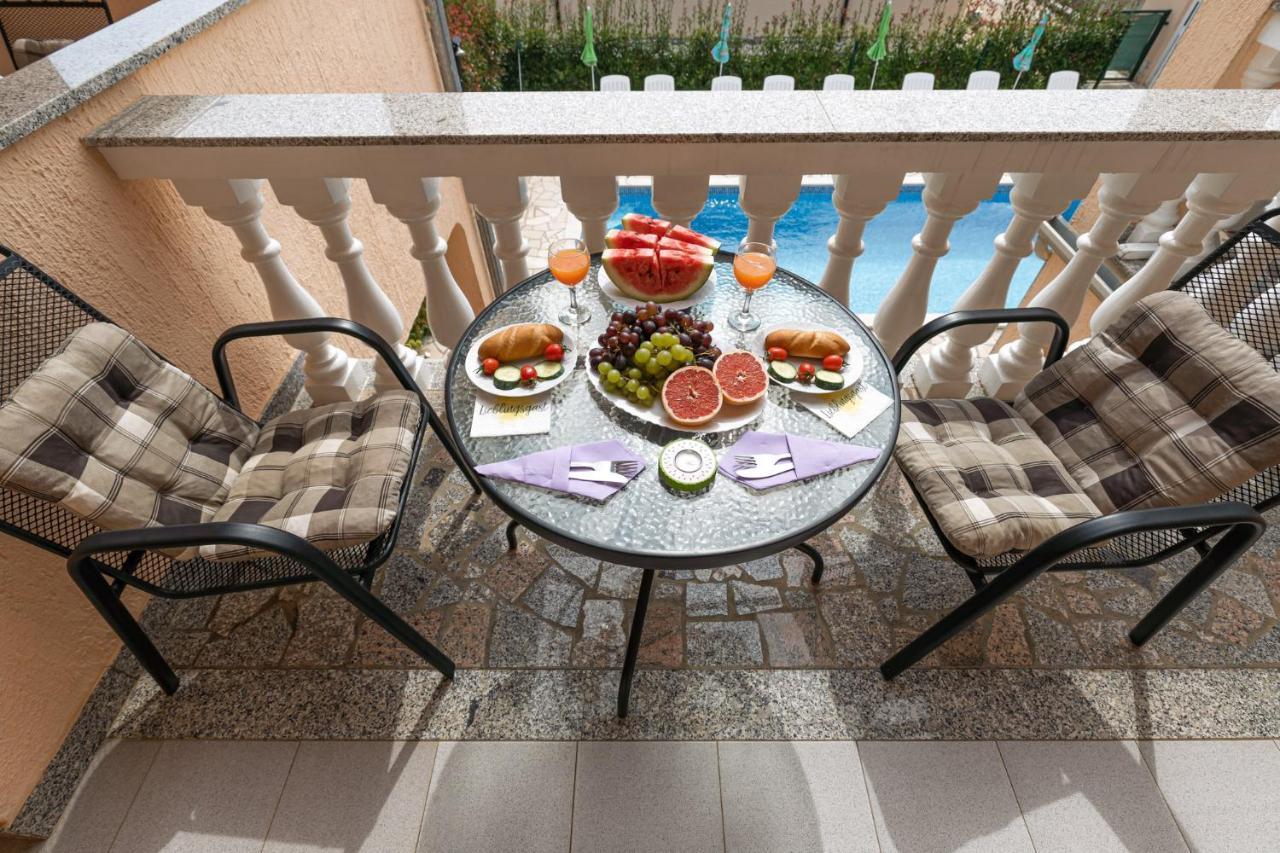 포레치 Haus Delphin 아파트 외부 사진
